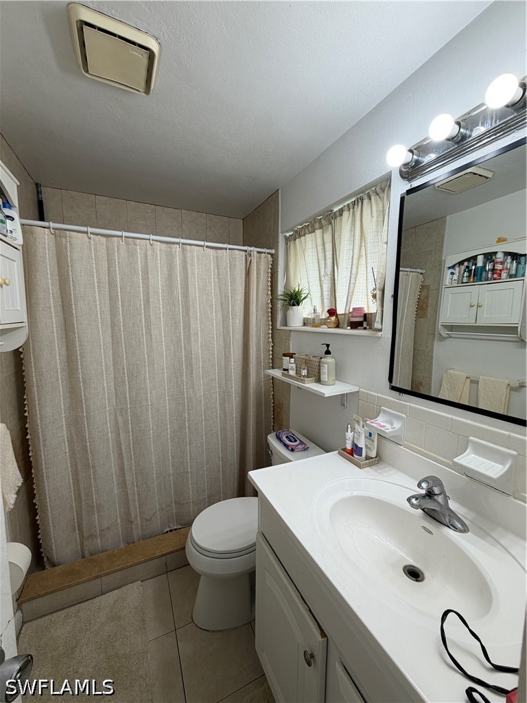 2 Bed Duplex for Sale in Naples Park, FL, $775,000 — photo 8