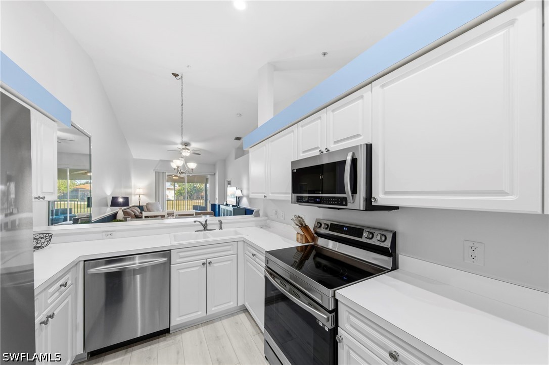 2 Bed Condominium for Sale in Stoneybrook, FL, $295,000 — photo 8