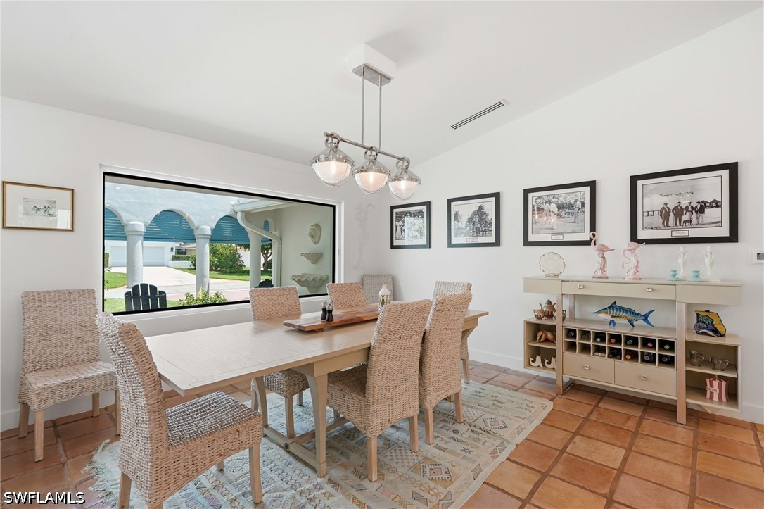 4 Bed Pool Home for Sale in Park Shore, photo 8