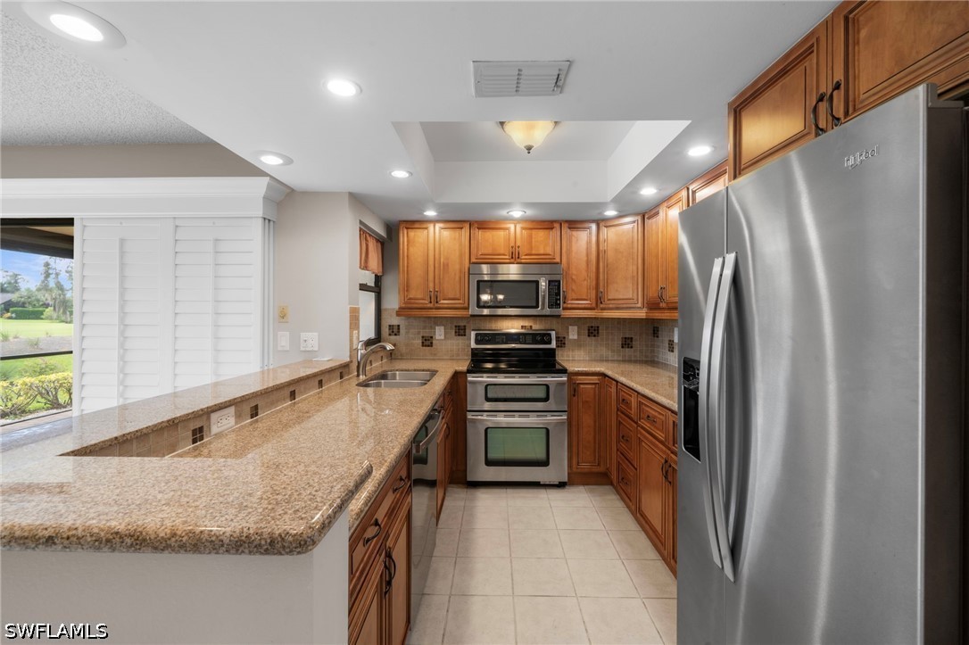 3 Bed Condominium for Sale in Fairways, FL, $250,000 — photo 8