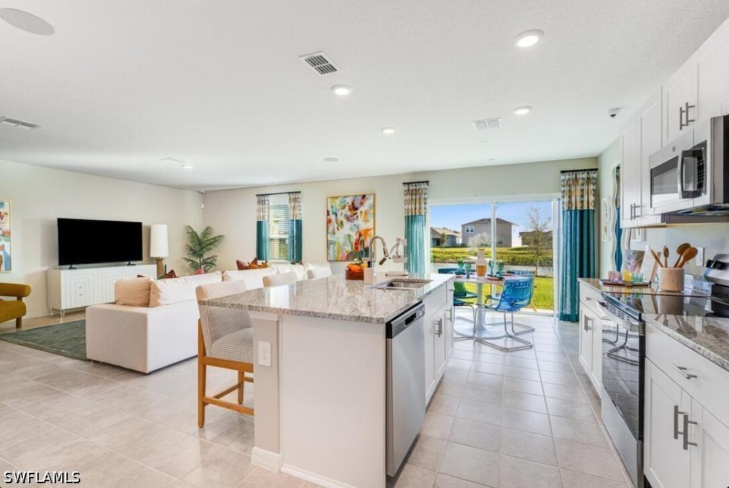 3 Bed SingleFamilyResidence for Sale in Solena, photo 8