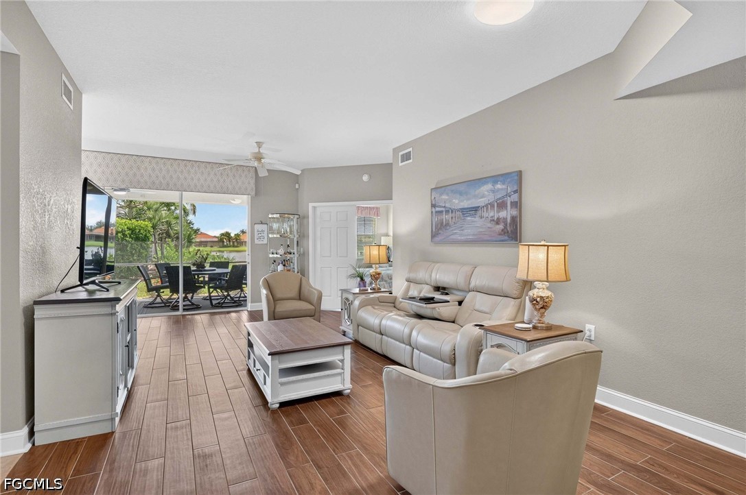 2 Bed Waterfront Home for Sale in Bay Haven, photo 8