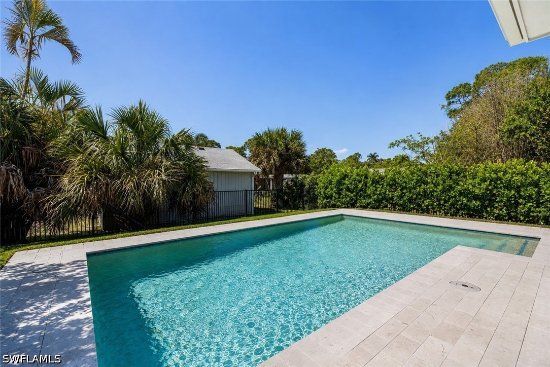 3 Bed Pool Home for Sale in Trail Terrace, photo 8