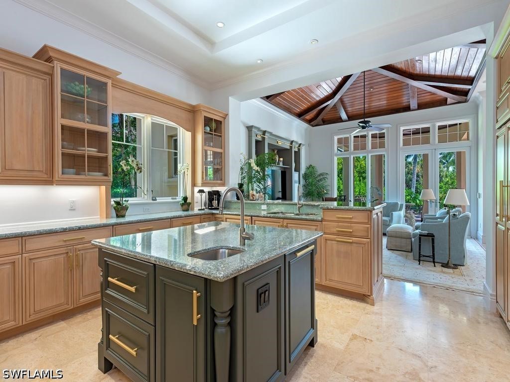 4 Bed Pool Home for Sale in Little Harbour, photo 8