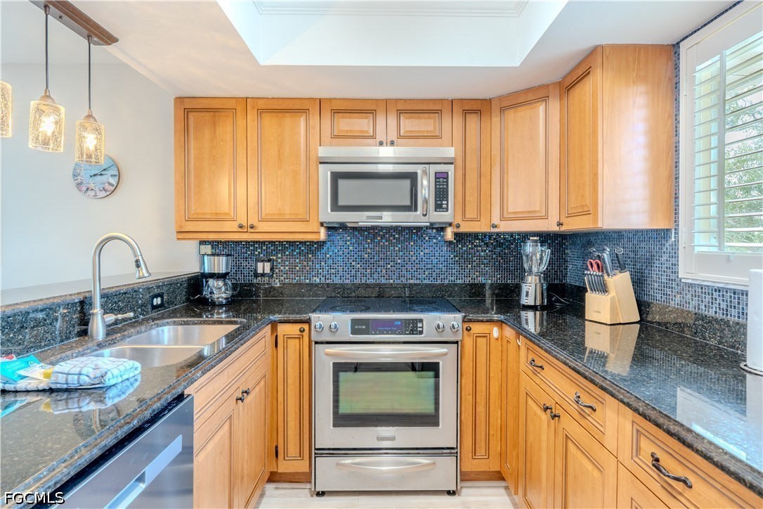 4 Bed Waterfront Home for Sale in Flamingo Lakes, photo 8