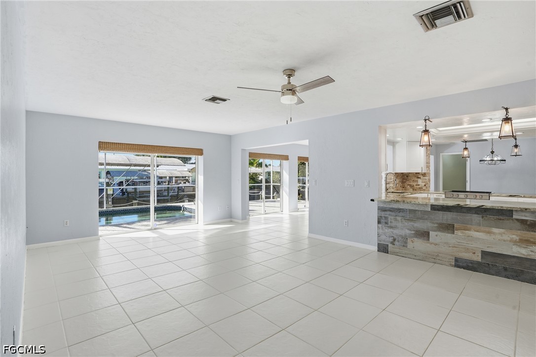 3 Bed Pool Home for Sale in Mcgregor Isles, photo 8