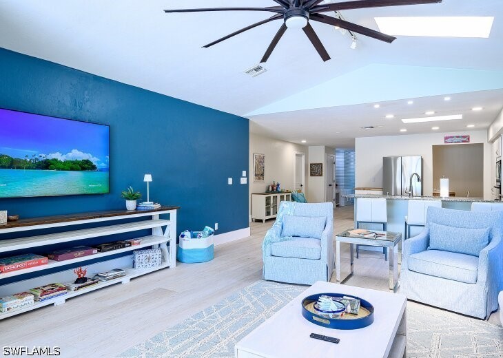 3 Bed Pool Home for Sale in Naples Park, photo 8