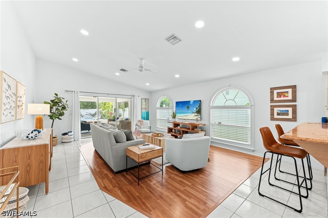 3 Bed Pool Home for Sale in Naples Park, photo 8
