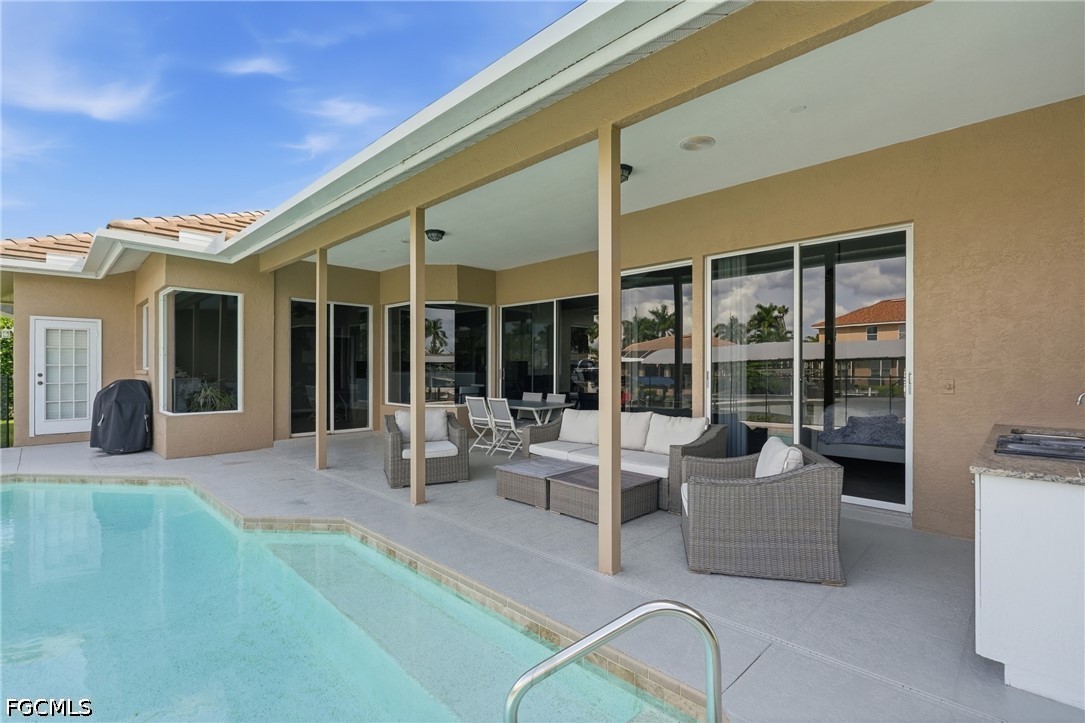 3 Bed Pool Home for Sale in Cape Coral, photo 8