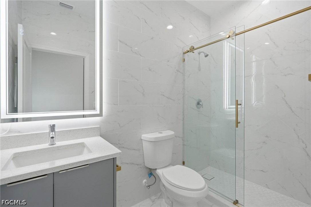 4 Bed SingleFamilyResidence for Sale in Port Labelle, photo 8