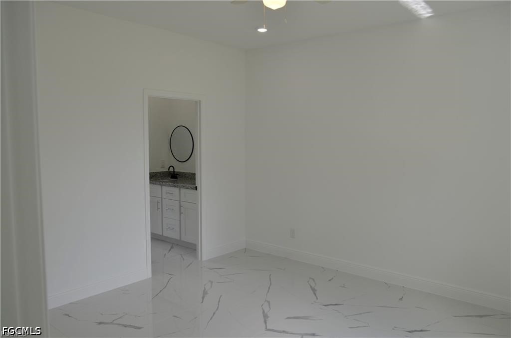 3 Bed SingleFamilyResidence for Sale in Lehigh Acres, photo 8