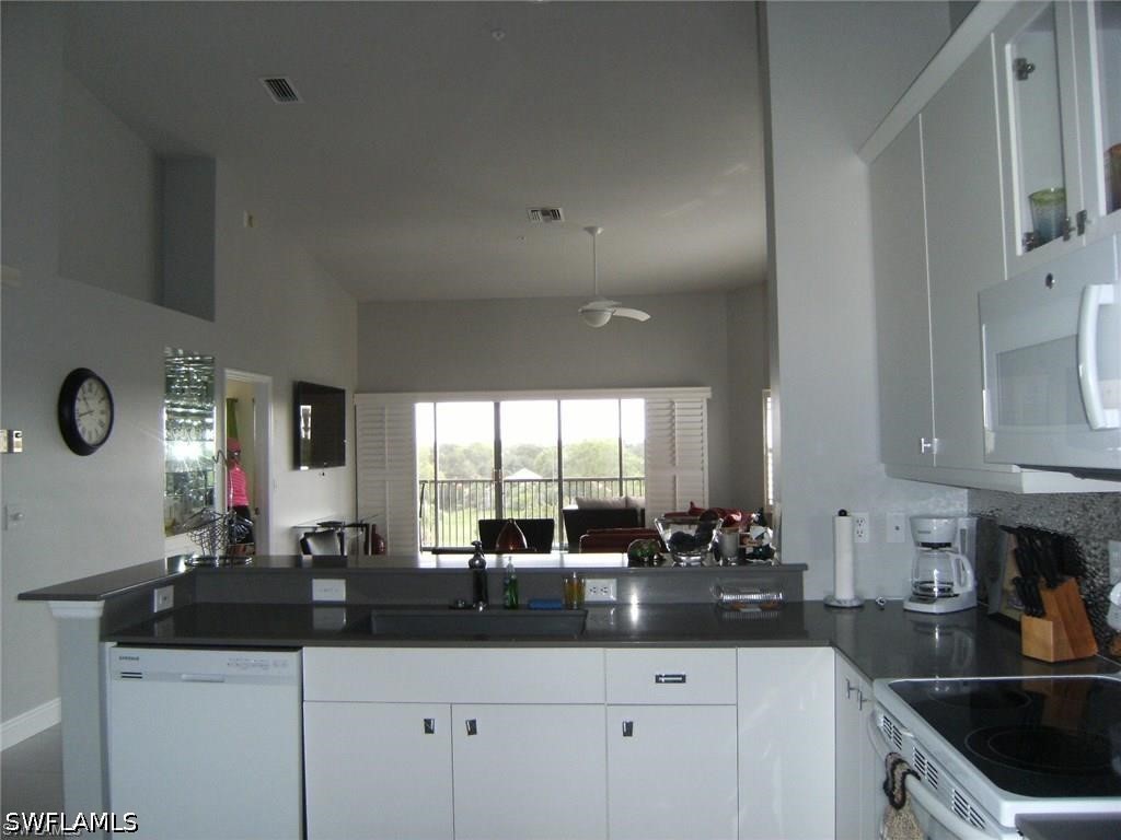 2 Bed Condominium for Sale in Concord, photo 8