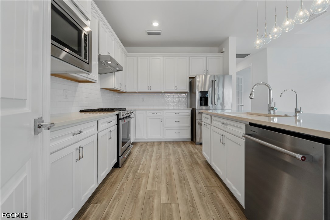 3 Bed Waterfront Home for Sale in Northridge, photo 8