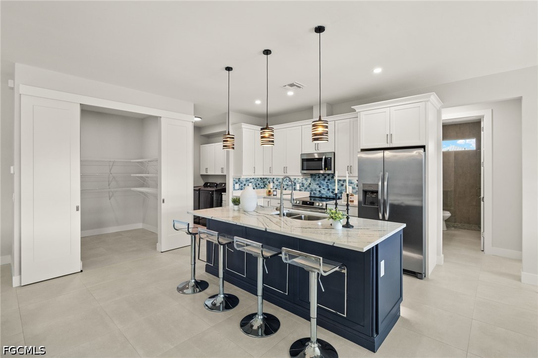 3 Bed Pool Home for Sale in Cape Coral, photo 8