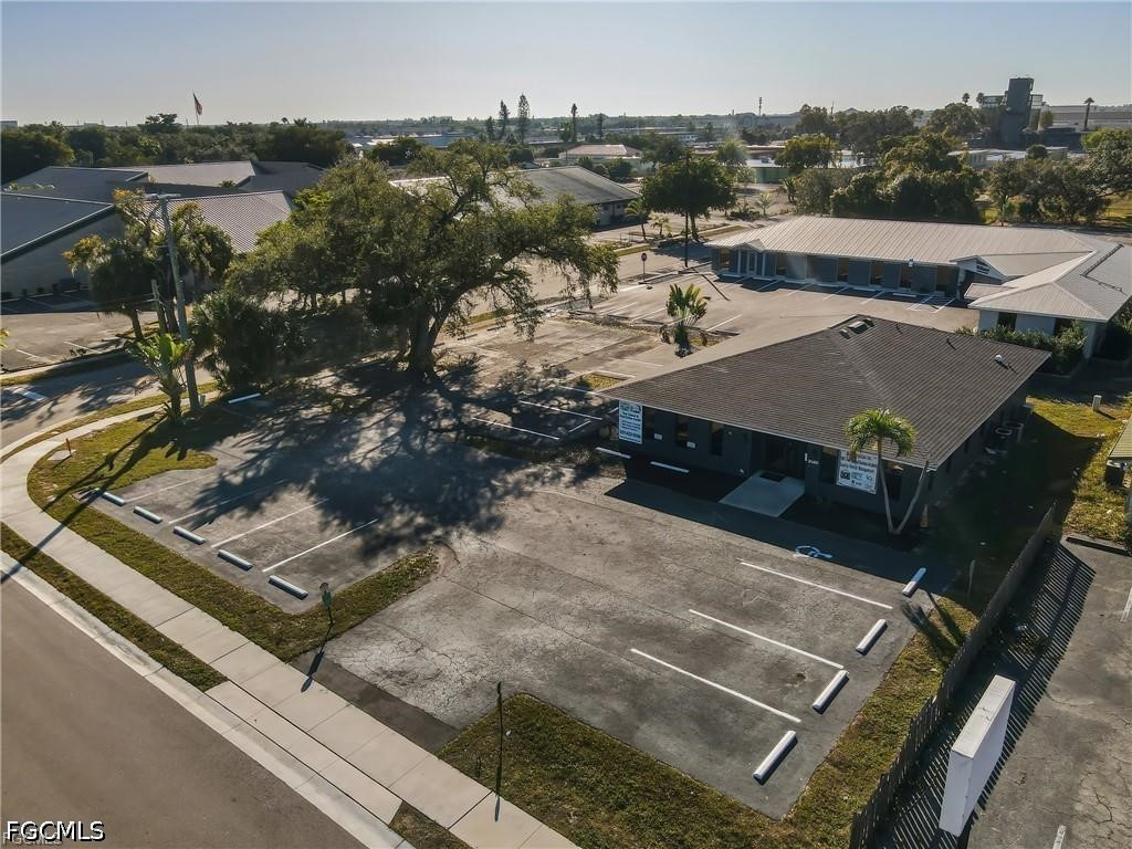 Office for Sale in Fort Myers, photo 8