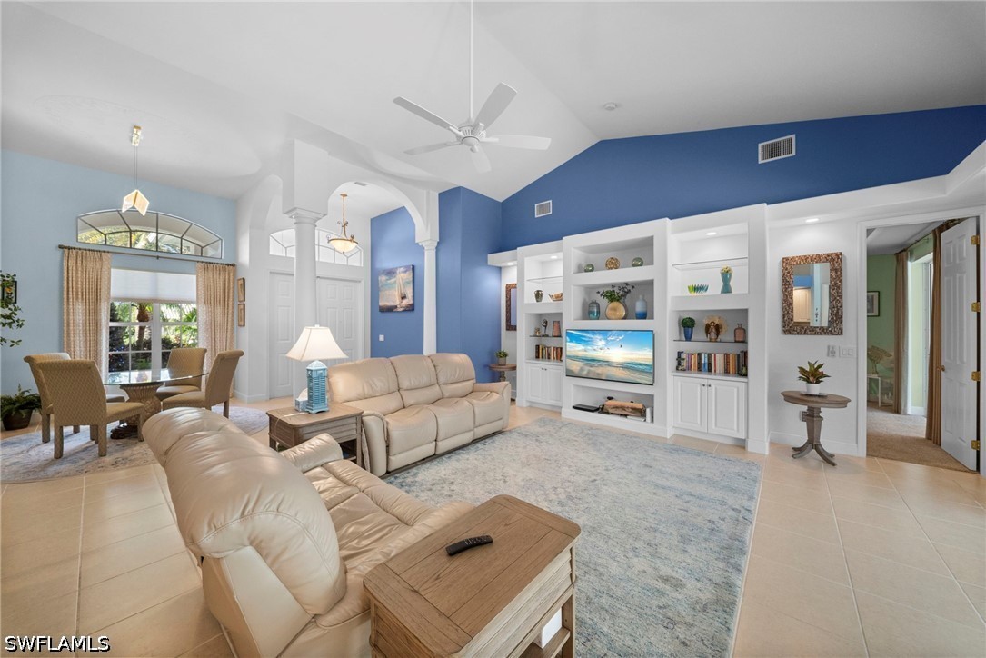 3 Bed Pool Home for Sale in Spanish Wells, photo 8