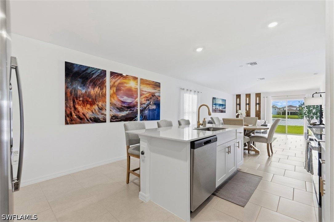 3 Bed Waterfront Home for Sale in Fort Myers, photo 8