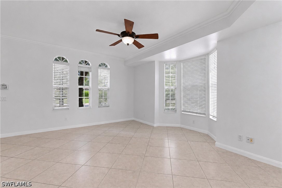 3 Bed Pool Home for Sale in Island Walk, photo 8