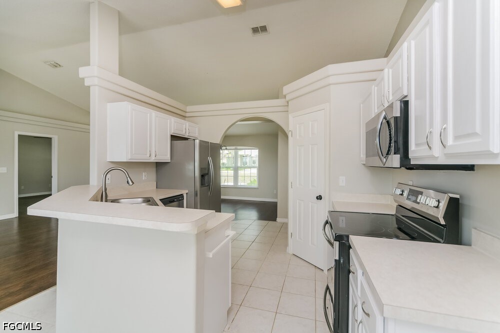 3 Bed SingleFamilyResidence for Sale in Clermont, photo 8