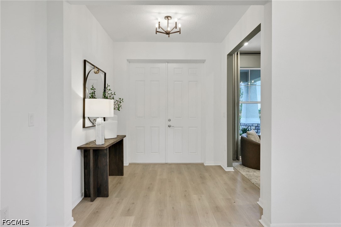4 Bed SingleFamilyResidence for Sale in Creekside Run, photo 8