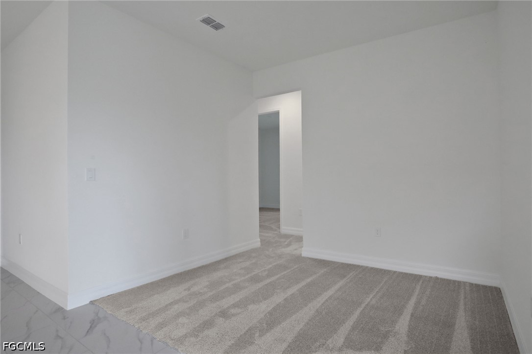3 Bed SingleFamilyResidence for Sale in Creekside Run, photo 8