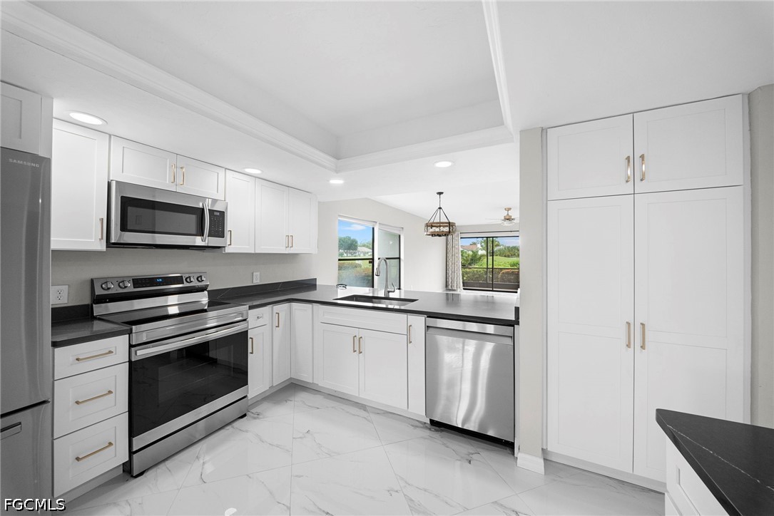 3 Bed Condominium for Sale in Fort Myers, photo 8