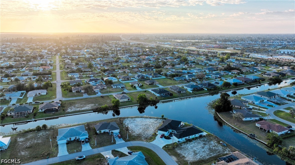 Waterfront Home for Sale in Cape Coral, photo 8