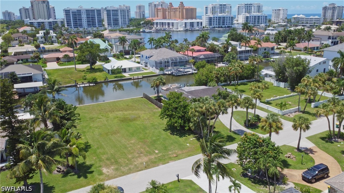 Waterfront Home for Sale in Conners, photo 8