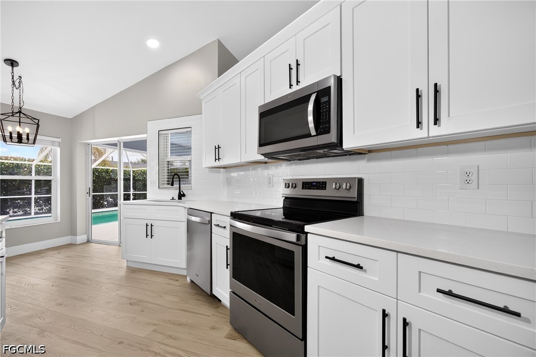 3 Bed Pool Home for Sale in San Carlos Park, photo 8