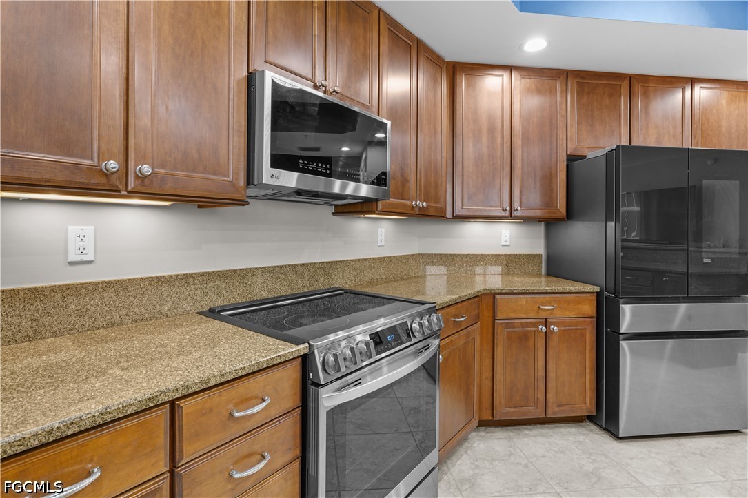 3 Bed Waterfront Home for Sale in North Star Yacht Club, photo 8