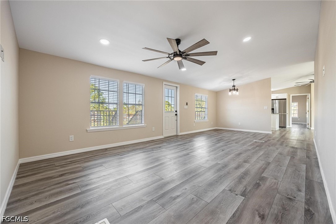 4 Bed ManufacturedHome for Sale in Alva, photo 8