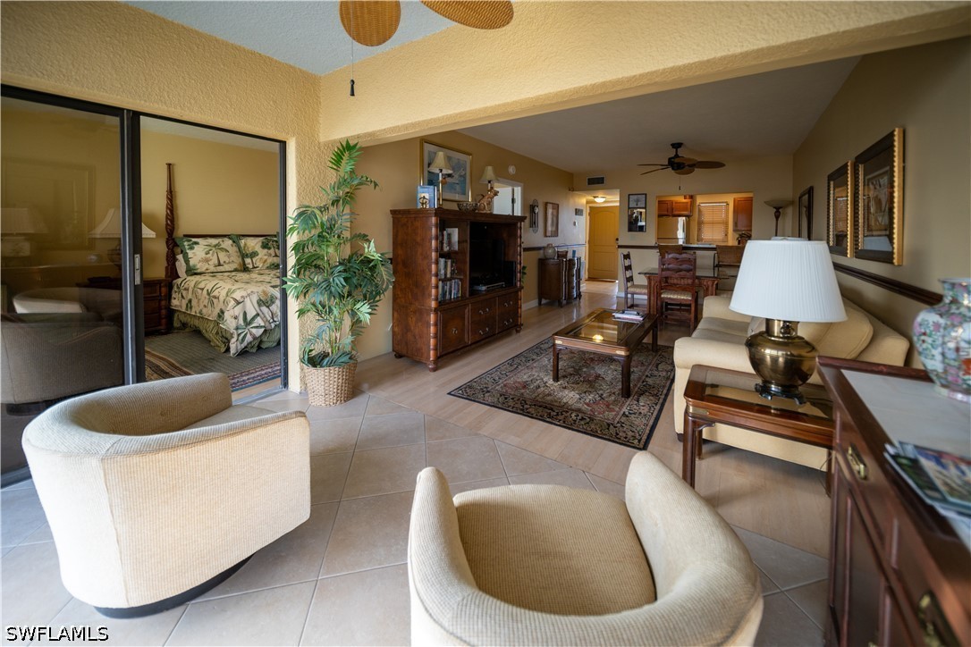 1 Bed Waterfront Home for Sale in Beaumer, photo 8