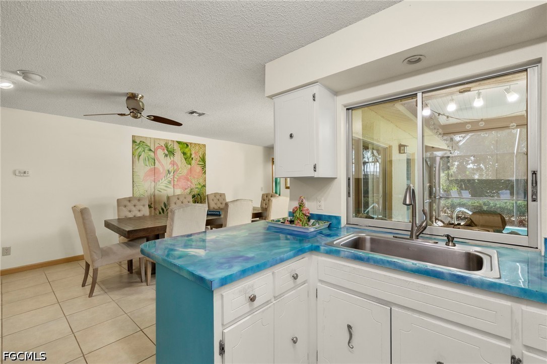 3 Bed Pool Home for Sale in Cape Coral, photo 8