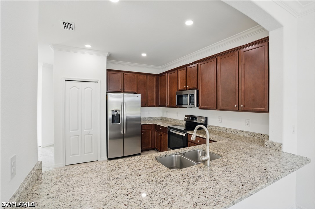 3 Bed Waterfront Home for Sale in Naples, photo 8