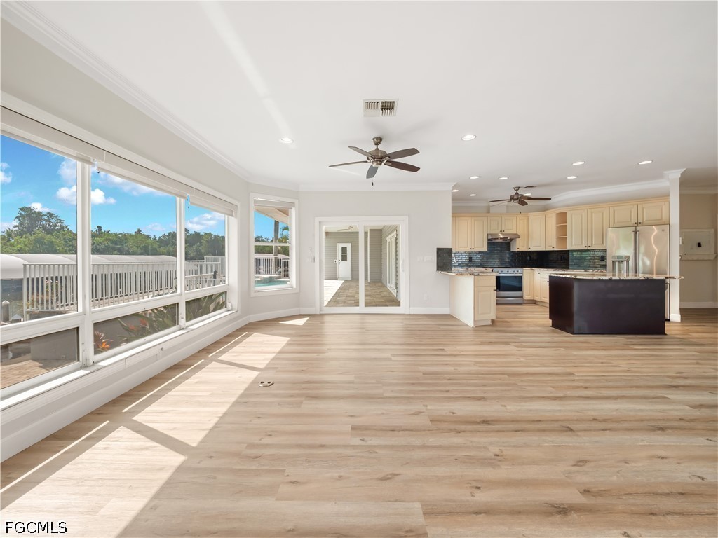 3 Bed Pool Home for Sale in Natoma Park, photo 8