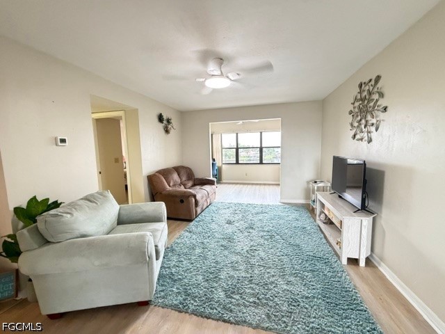 2 Bed Waterfront Home for Sale in Cape Coral, photo 8