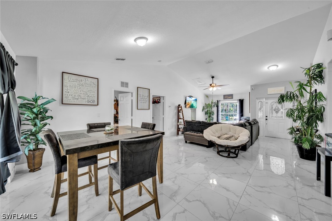 4 Bed SingleFamilyResidence for Sale in Naples, photo 8