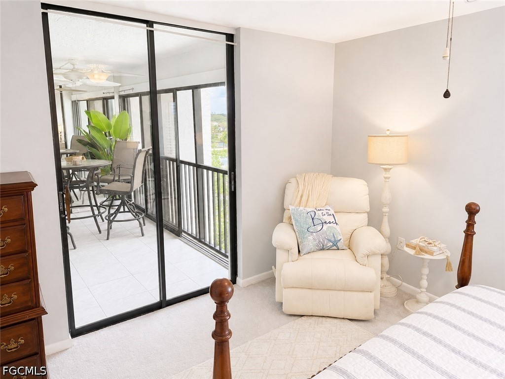 2 Bed Waterfront Home for Sale in Fort Myers, photo 8