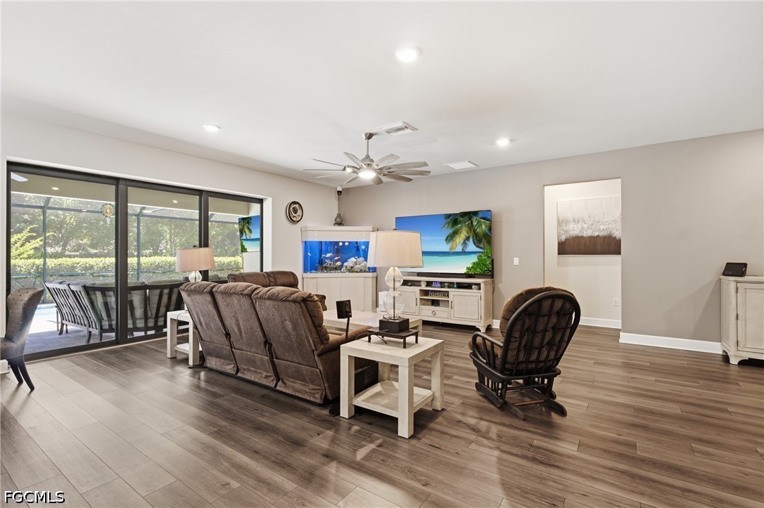 4 Bed Pool Home for Sale in Eagle Reserve, photo 8