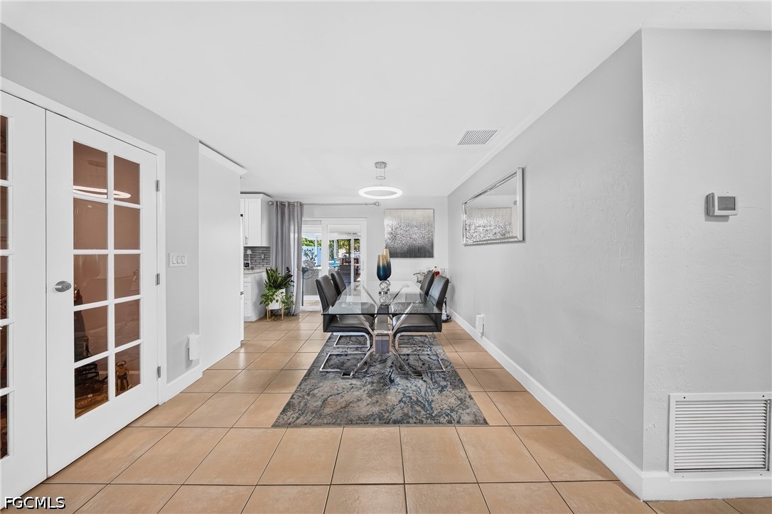 3 Bed Duplex for Sale in Cape Coral, photo 8