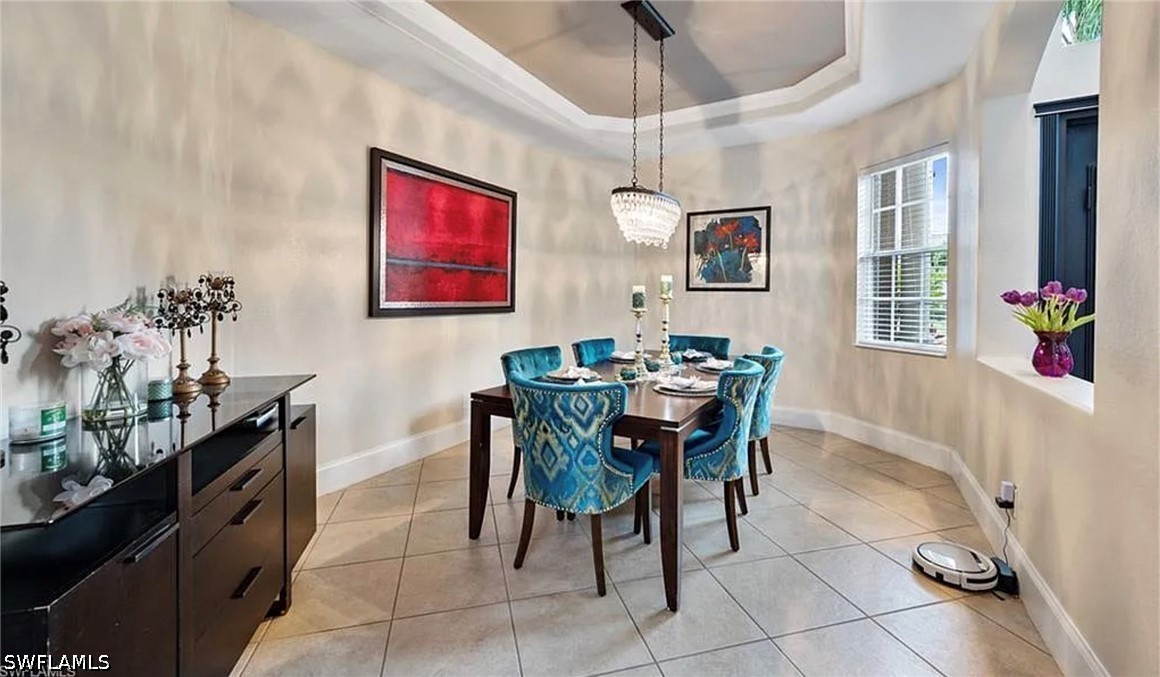 5 Bed Pool Home for Sale in Belle Lago Estates, photo 8