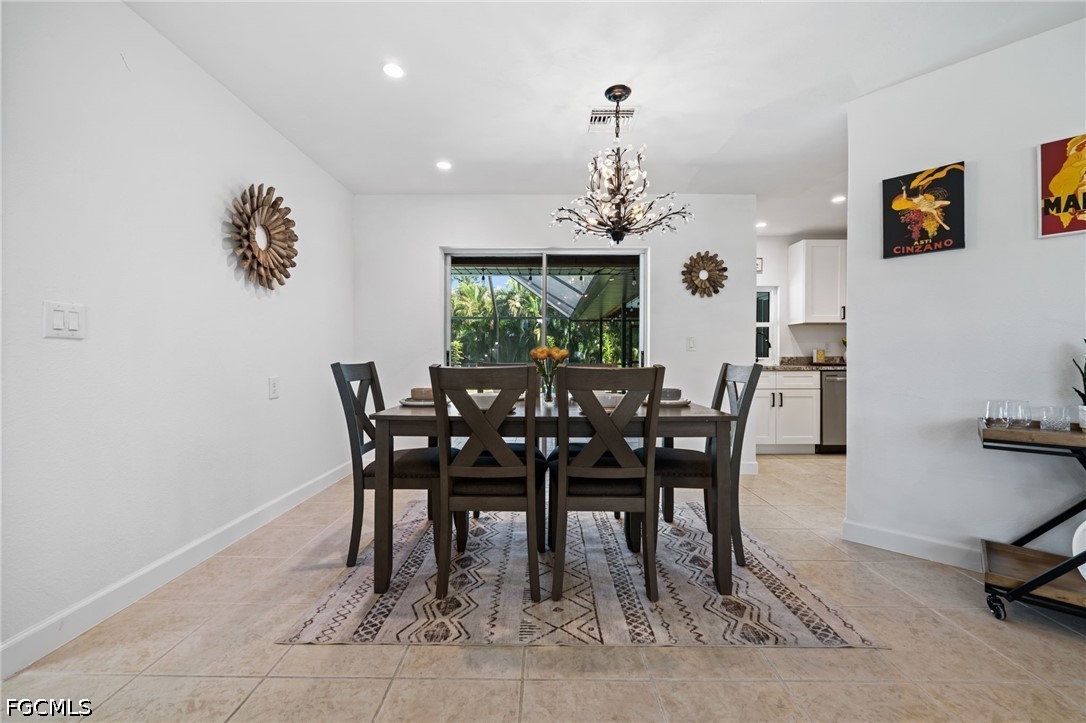 3 Bed Pool Home for Sale in Fort Myers, photo 8