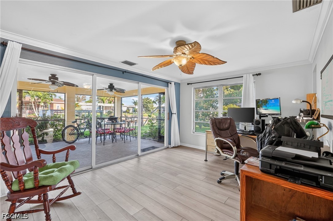 3 Bed Waterfront Home for Sale in North Fort Myers, photo 8