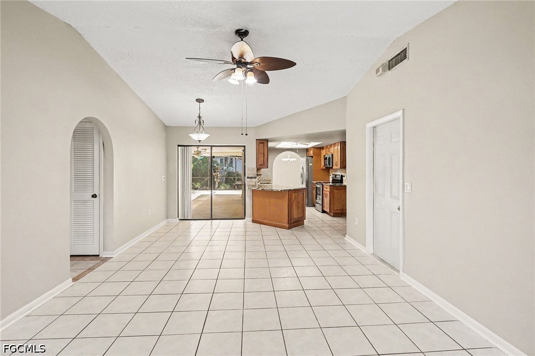 3 Bed Pool Home for Sale in Cape Coral, photo 8