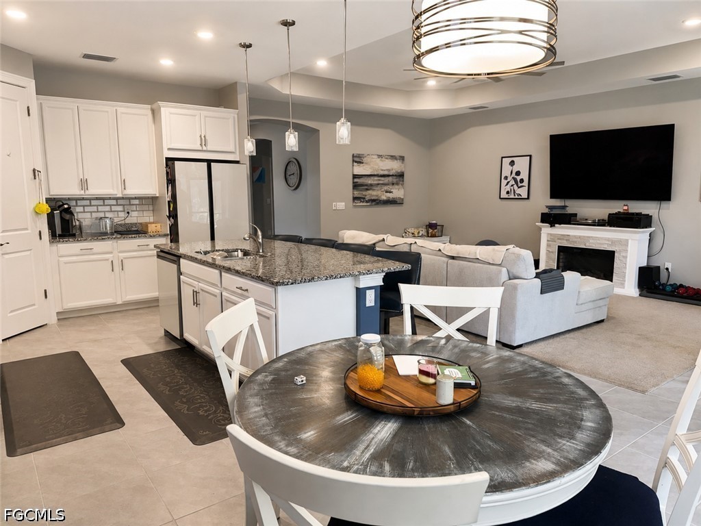 3 Bed SingleFamilyResidence for Sale in Brightwater, photo 8