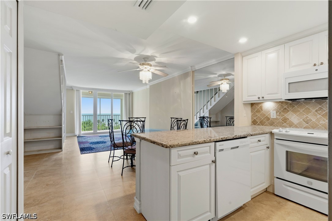 2 Bed Pool Home for Sale in Vanderbilt Towers, photo 8