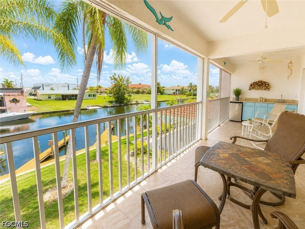 2 Bed Waterfront Home for Sale in Casa Bonita, photo 8