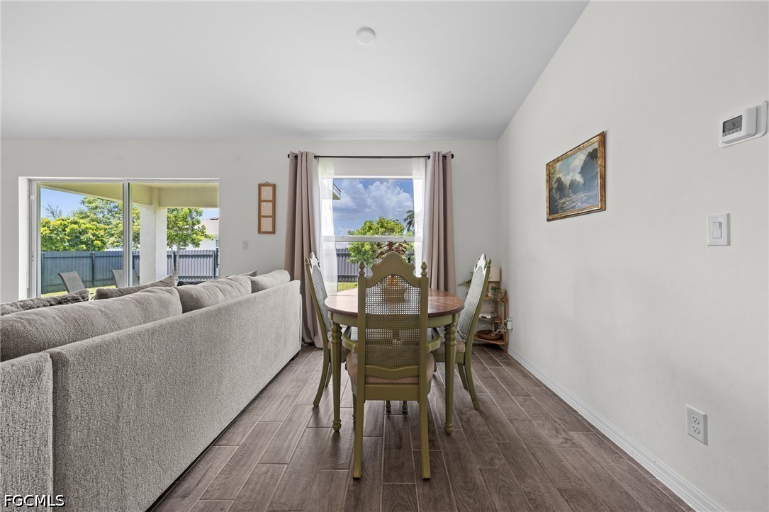 3 Bed SingleFamilyResidence for Sale in Cape Coral, photo 8
