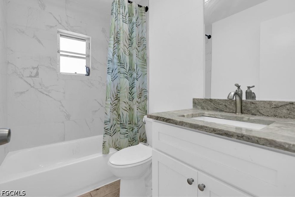 2 Bed Duplex for Sale in Fort Myers, photo 8