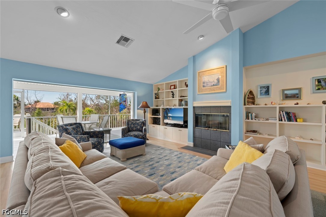3 Bed Pool Home for Sale in Sanibel Bayous, photo 8